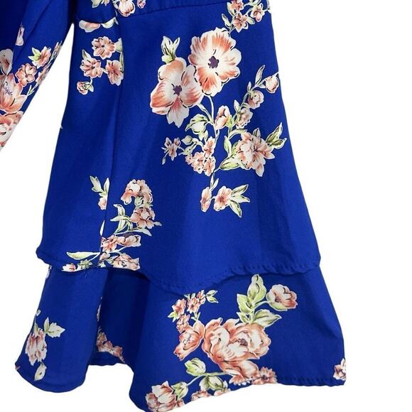 Altar'd State Mackenzie Blue Floral Tied Crop Top w Layered Bell Sleeves - EUC - Picture 5 of 7